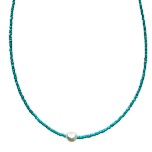 Collier roca playa