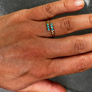 Bague waterproof avec 6 pierres bleues