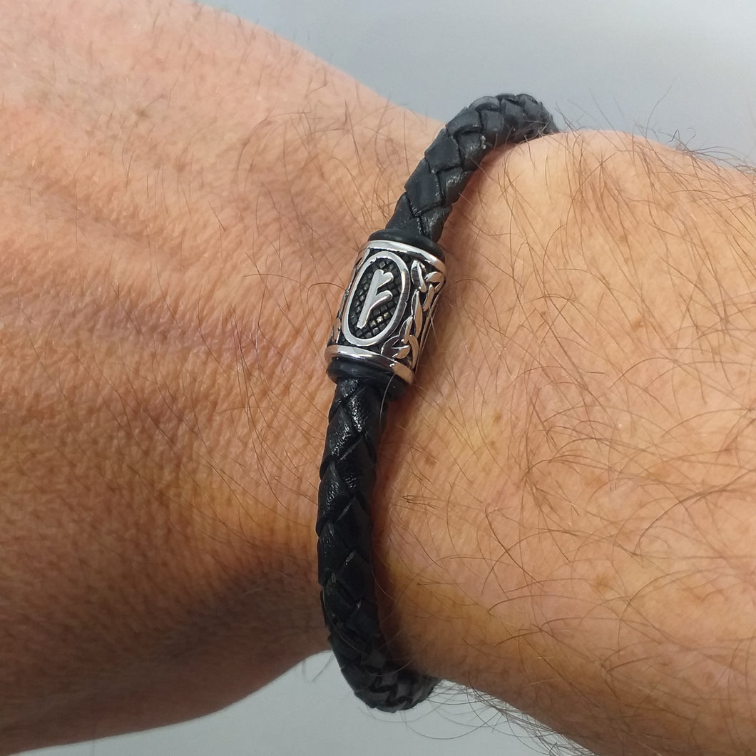 bracelet viking, Rune Fehu, lettre F, bijoux celtiques, bijoux en acier et cuir, bijoux français
